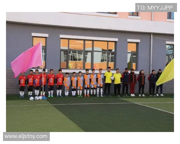 足球传奇:深入解析上海足球队的赛场智慧与经验分享 足球传奇:深入解析上海足球队的赛场智慧与经验分享