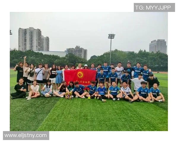 杭州足球队以97分领跑杯赛积分榜展现强劲实力和夺冠希望 杭州足球队以97分领跑杯赛积分榜展现强劲实力和夺冠希望